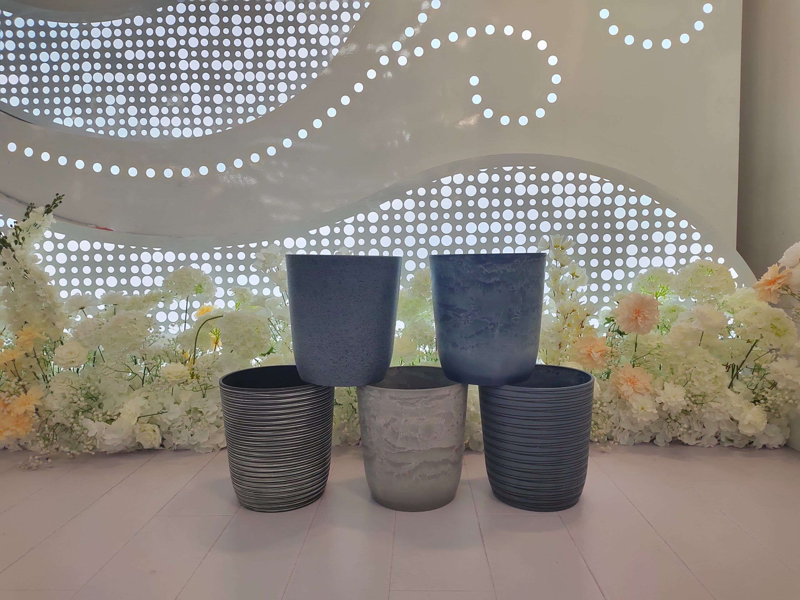 flowerplantpots.com - Tapered Planters Round Planters -TR series (15)